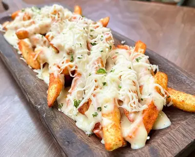 Cheesy Peri Peri Fries
