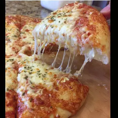 Double Cheese Pizza