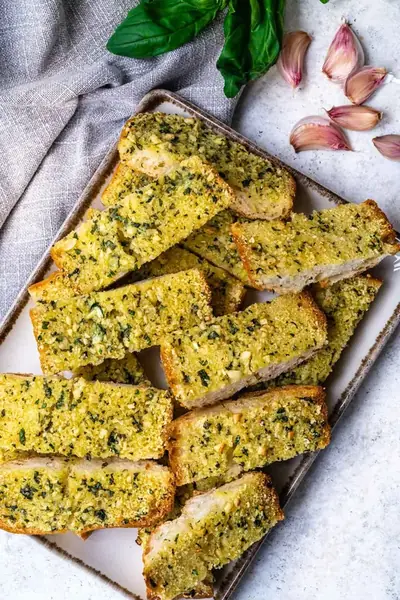 Farm House Garlic Bread