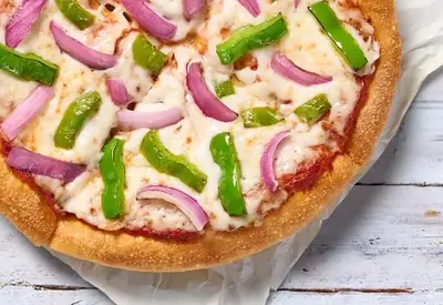 Onion & capsicum pizza